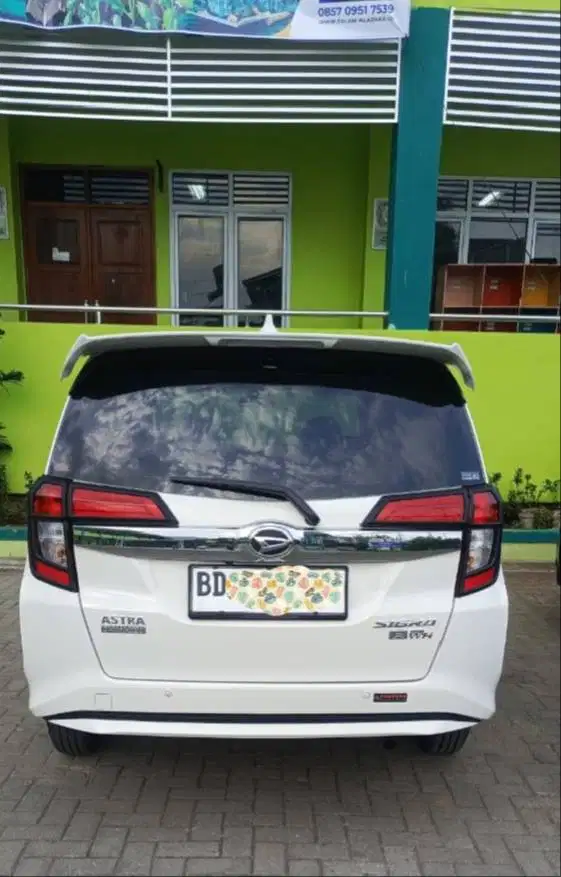 Sigra R 1.2 putih manual 2024