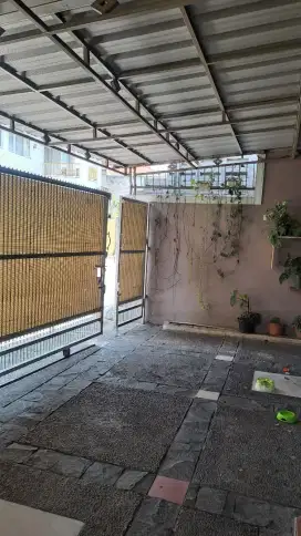 Rumah nyaman lingkungan tenang di turangga buah batu