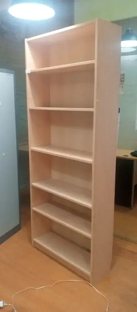 Furniture dan lain2 bekas kantor