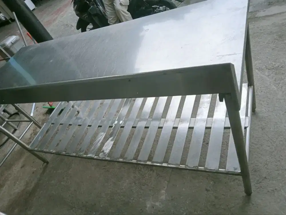 Meja Stainles 2 susun