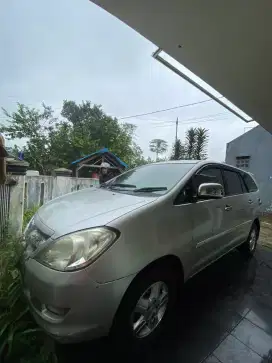 Dijual innova Type G Tahun 2007