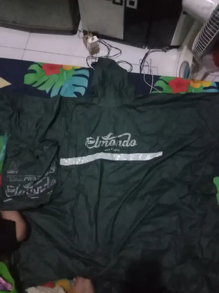 Saya lagi cari perkerjaan