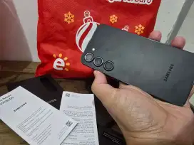 Samsung S23 8/256 SEIN