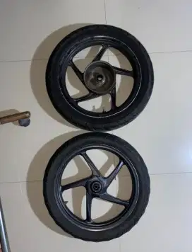 Velg Vario 125 depan belakang