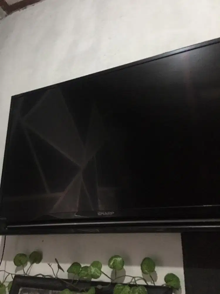 Tv lcd sharp 32”