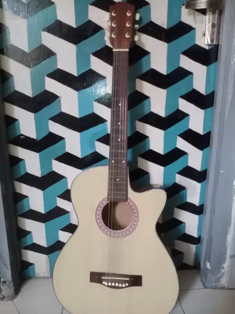 Gitar Akustik tanam besi