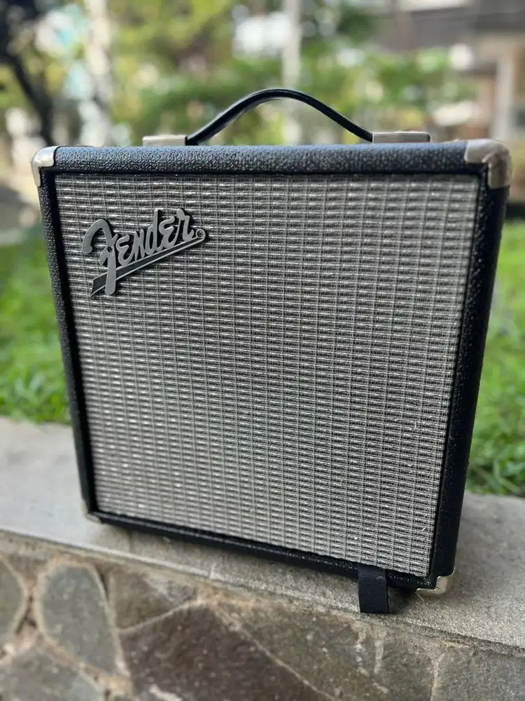 Fender Rumble 15 V3 Bass Combo