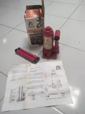 Jual hydraulic jack merek akio 2 ton