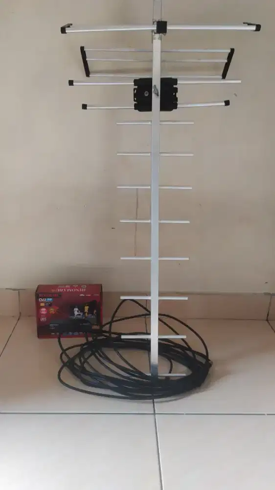 Jual antena TV.
