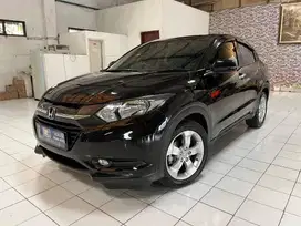 Honda HRV E  Cvt 1.5 Bensin AT 2017 Hitam,  Like new