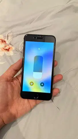 Dijual Iphone 8 plus 64GB Grey Hp charger Terdaftar
