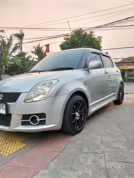 Suzuki Swift 2008 Bensin