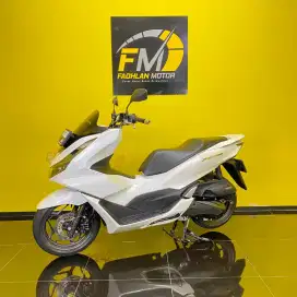Honda PCX 160 2023 km low joss istimewa DP 1 JT