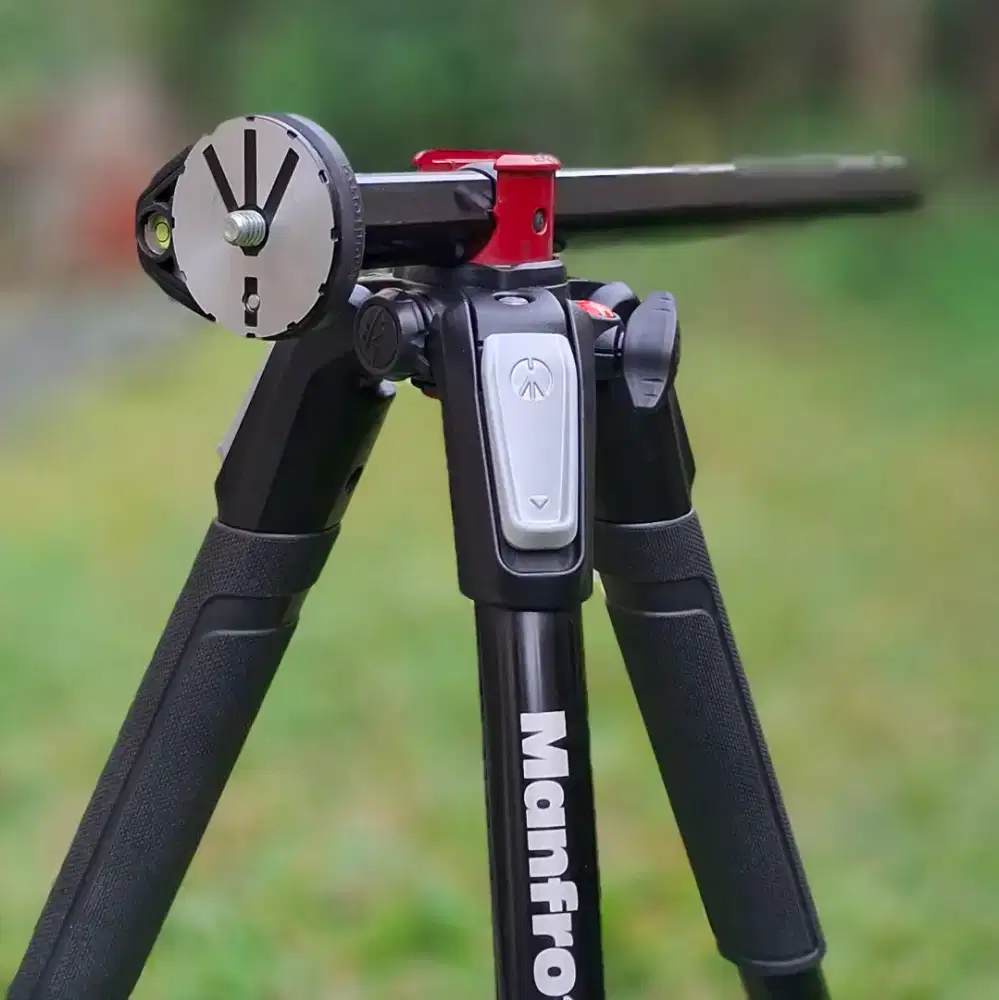 Tripod Manfrotto MT055XPRO3 (NEW)