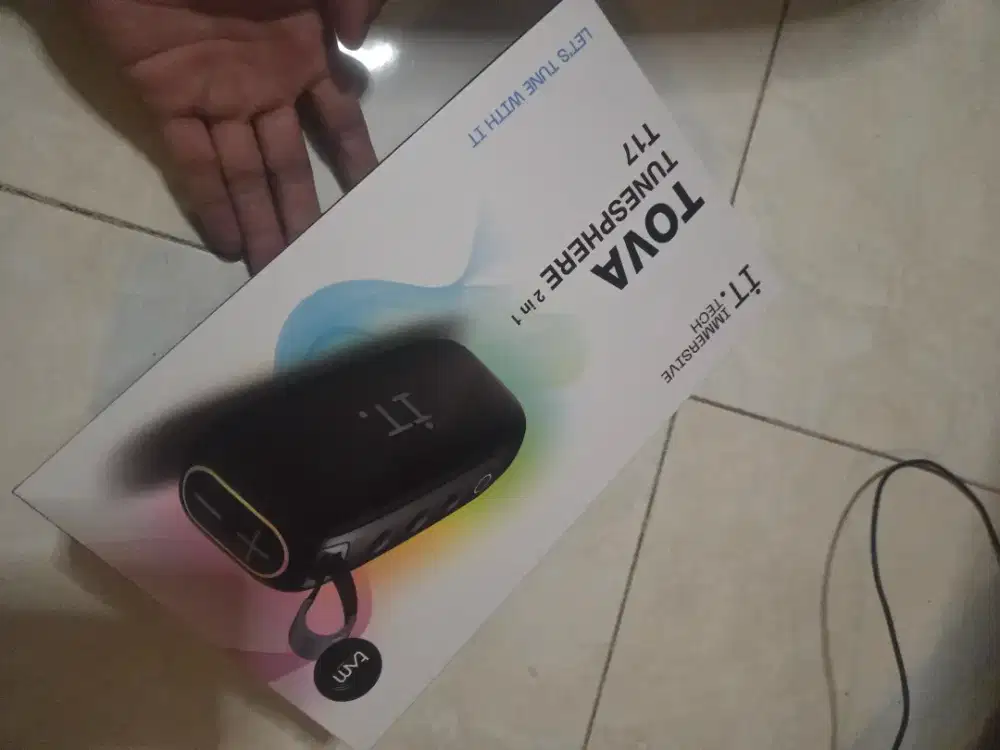 bluetooth speaker neww BNIB