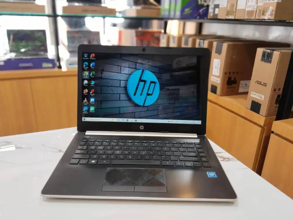 HP 14-CK0011TU	CELERON N4000/RAM 4GB/SSD 256GB/14 INCH/MULUS NO MINUS