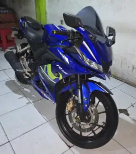 YAMAHA R15 2017 GRESS GOOD CONDITION CASH DAN KREDIT