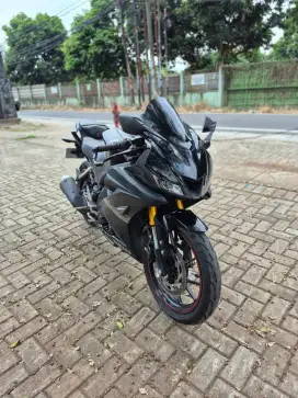 Dijual Yamaha R15 V3 tahun 2019 pajak hidup panjang mesin jos