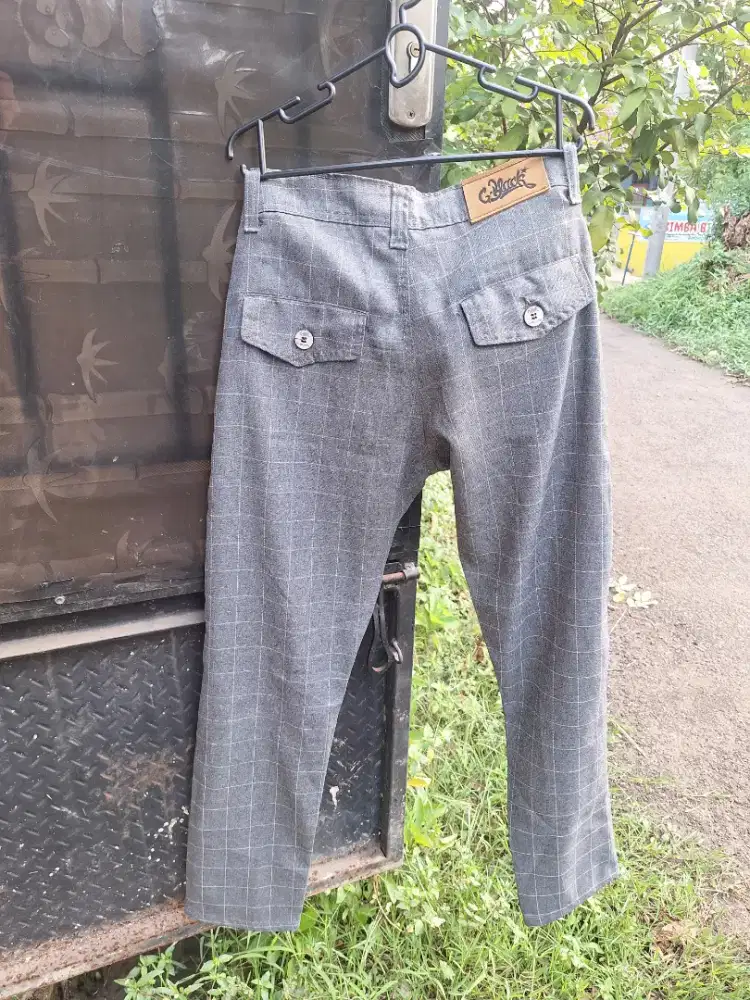 Tartan Chino Abu