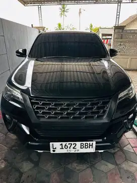 VRZ 2016 hitam fortuner diesel solar automatic