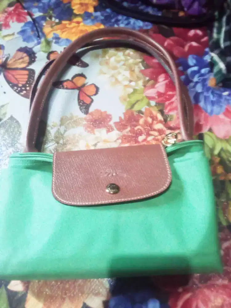 Tas wanita merk LONG CHAMP