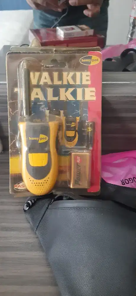 Handy Talkie Communicator