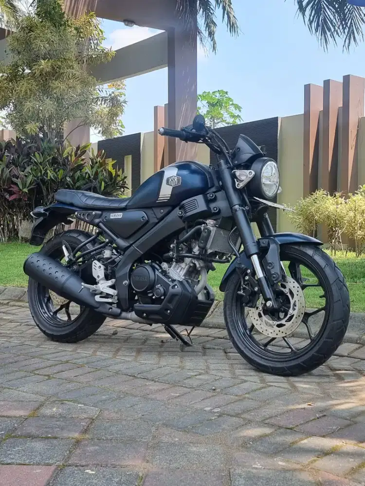 Yamaha XSR 155 VVA thn 2022 Matte Blue N Malang Oso 9rb Koko Motor
