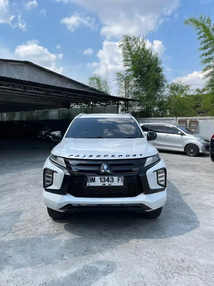 PAJERO DAKAR 4X2 2022 ULTIMED Km 57 Ribu Servis Ricord