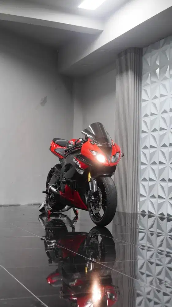 KAWASAKI ZX6R RED 2011