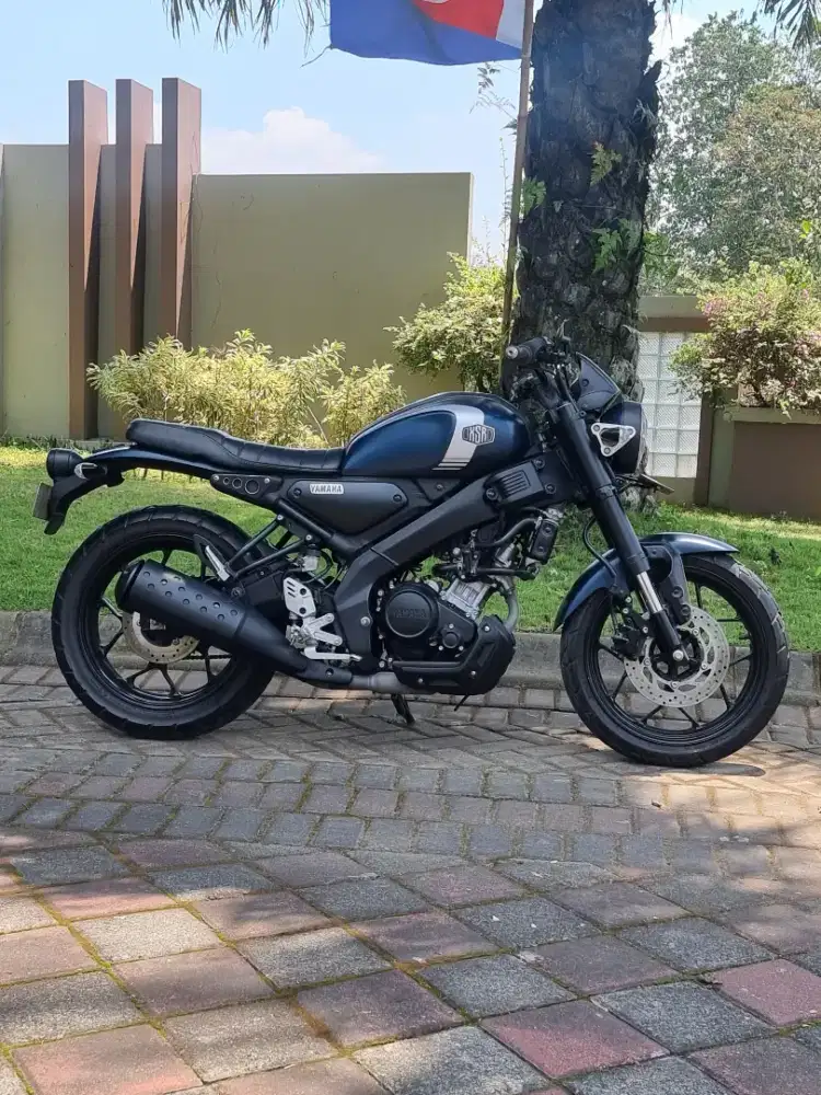 Yamaha XSR 155 VVA thn 2022 Matte Blue N Malang Oso 9rb Koko Motor