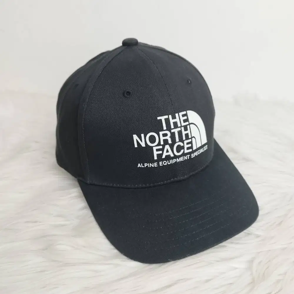 The North Face Topi Black Snapback Hat Alpine Equipment