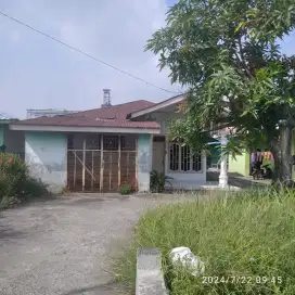 Dijual rumah di pinggir jalan platina VI Kec.Medan Deli (081264304189)