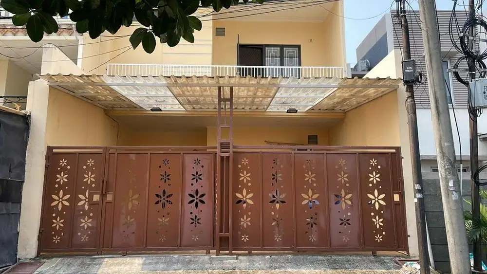 Dijual Cepat / Disewakan Min 2Thn , Rumah Siap Huni!!!