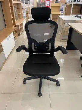 Kursi Malden Chair High Back Black