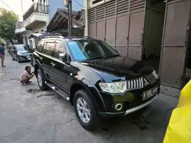 Pajero Sport Exceed Diesel Solar 2.5 Matic AT Tahun 2011 Hitam , 2013