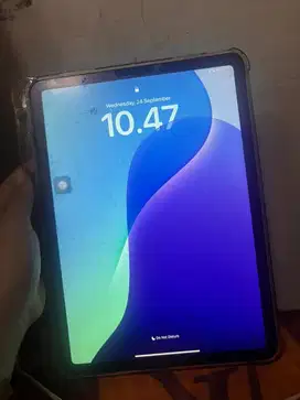 DIJUAL IPAD AIR 4 64GB WIFI ONLY