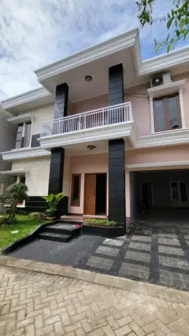Rumah Bagus Puri Sriwedari Cibubur Harga Nego