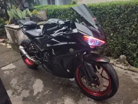 Yamaha R25 2015
