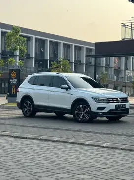 Tiguan Allspace 2020 - Automatic - Ganjil - VW Tiguan 2020