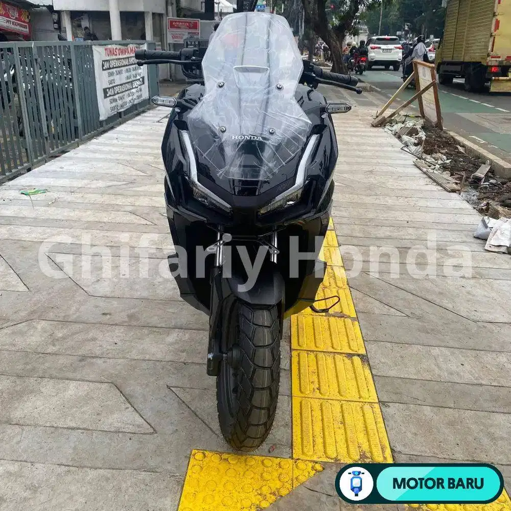 [Motor Baru] Honda Adv 160 Cbs - Ready Stock