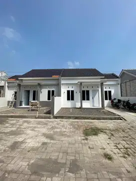 dijual rumah hrg 300jt bersih tinggal serah kunci rumah