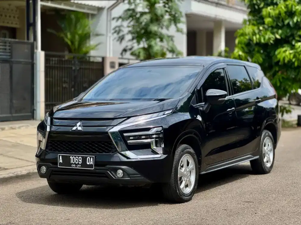 Xpander Exceed AT 2022 Hitam