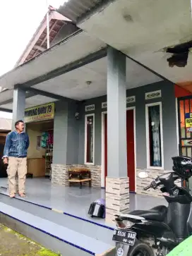 Di jual Rumah SHM ada untuk tempat usaha