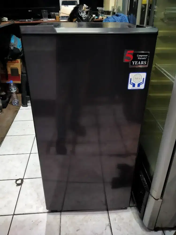 Kulkas toshiba mulus