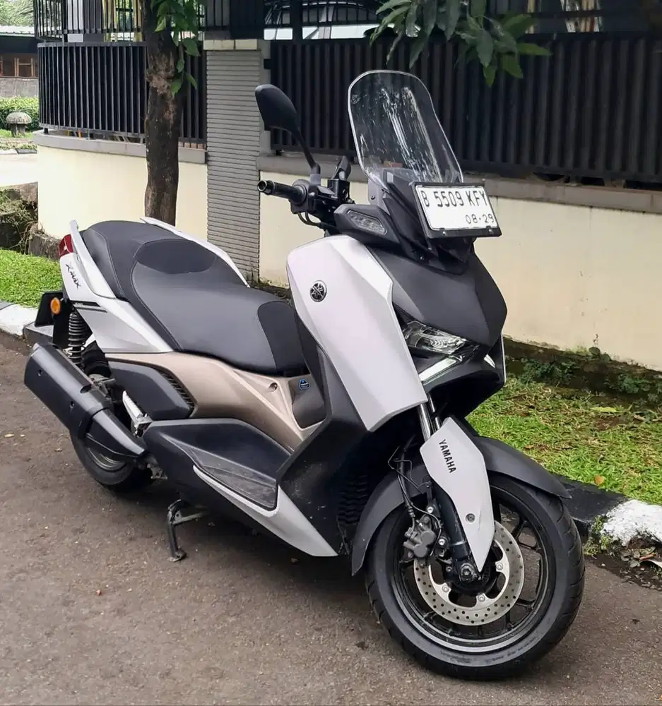 XMAX 2024 Km Sangat Rendah