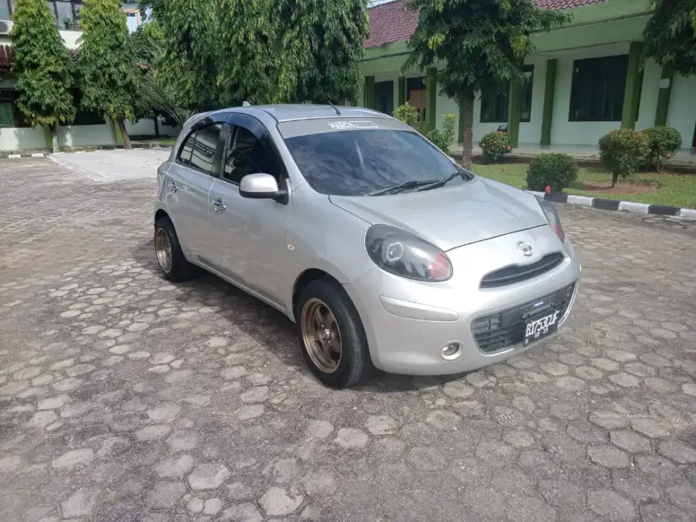 Nissan march 2012 manual