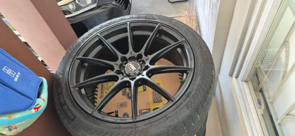 Velg HSR TOBELO R18 ET45 PCD 5X114