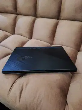 Asus Rog G512Li, Core i7 1075OH.ram 16 , SSD 512gb , GTX 1650ti