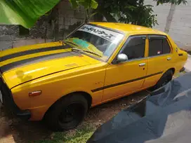 Toyota Corolla 1976 Bensin