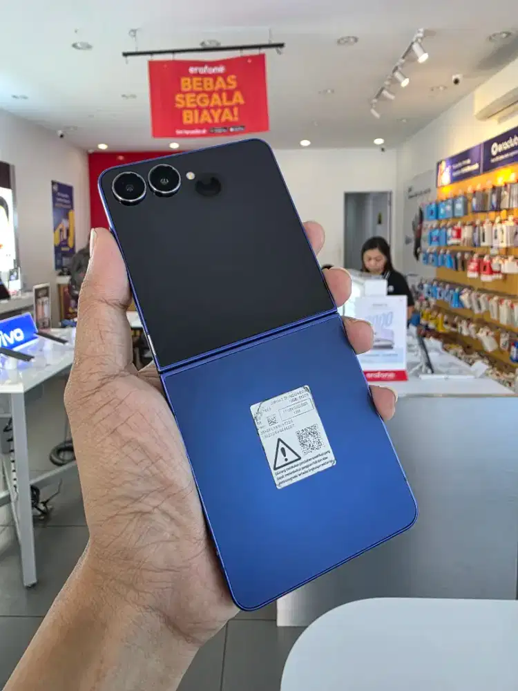 SAMSUNG GALAXY Z FLIP 7